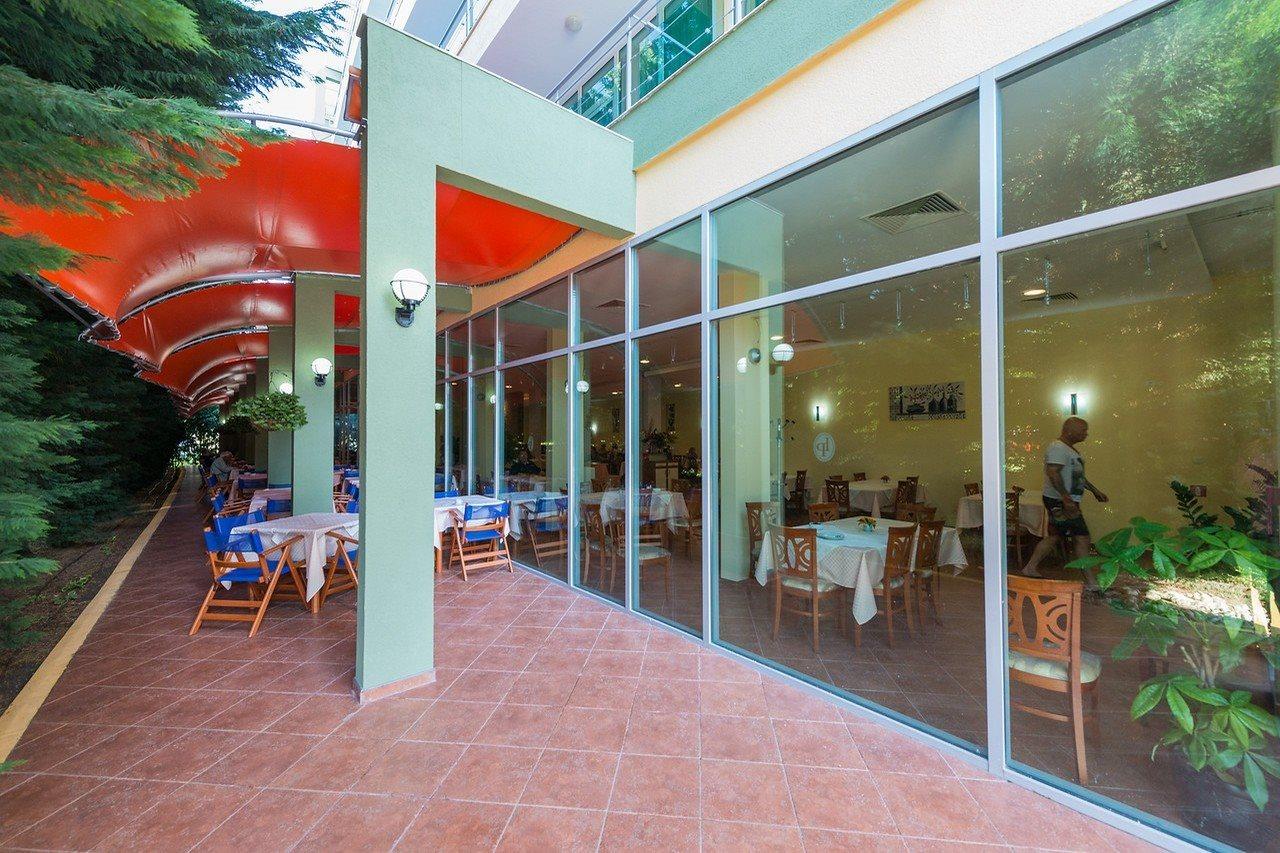 Ivana Palace Hotel - Free Parking Sunny Beach Exterior photo