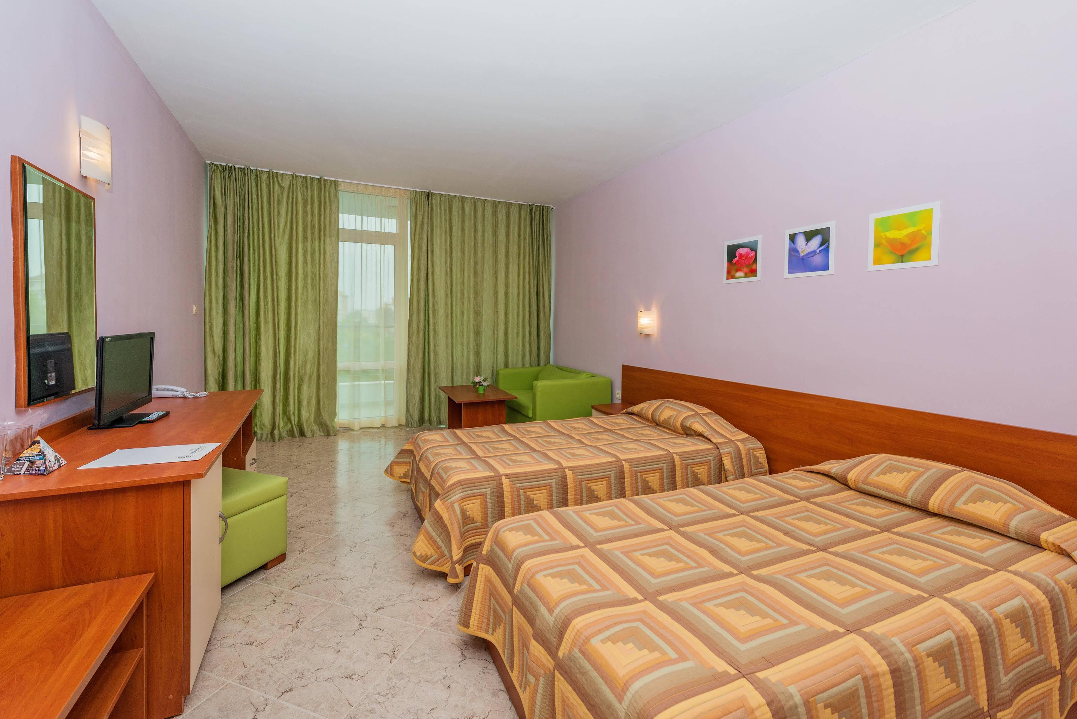 Ivana Palace Hotel - Free Parking Sunny Beach Exterior photo